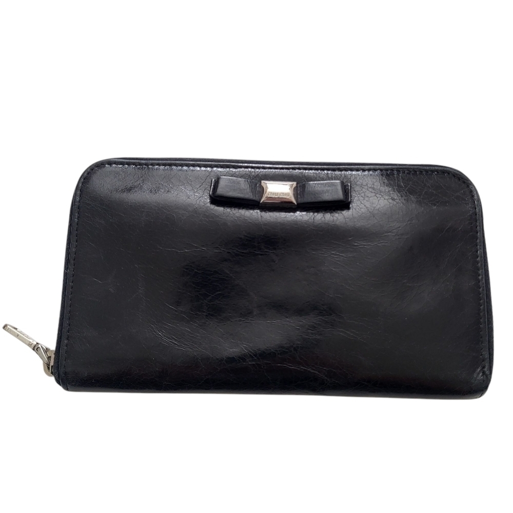 Miu Miu Nero Black Leather Silver Tone Hardware Detail Long Zip Around Wallet